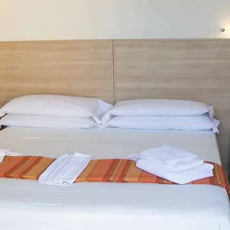 Hotel Lotus