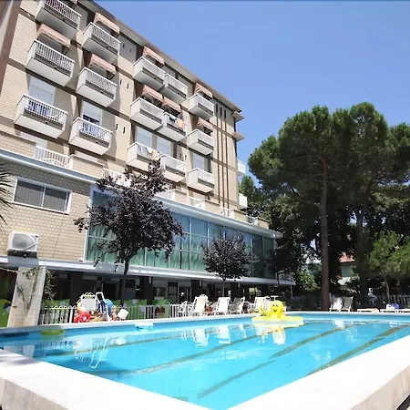 Hotel Lotus