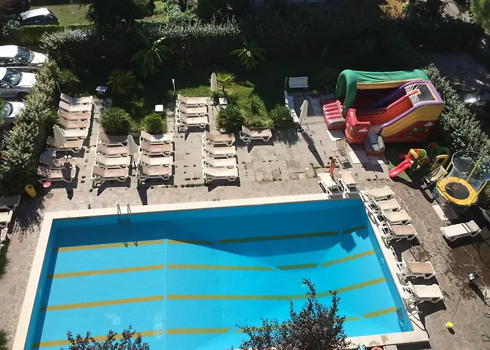 Lotus Hotel 3*